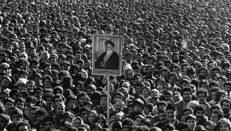 اهمیت انقلاب ایران